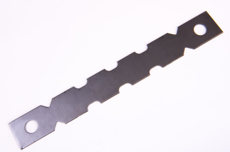NOMINAL SQUARE END TIE